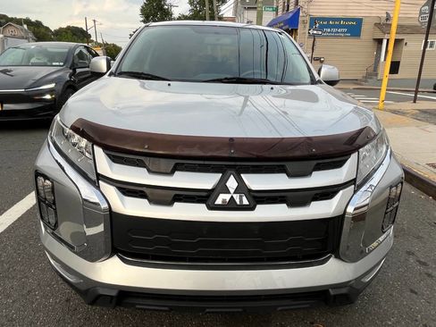 Used 2020 Mitsubishi Outlander Sport Black Edition image 2