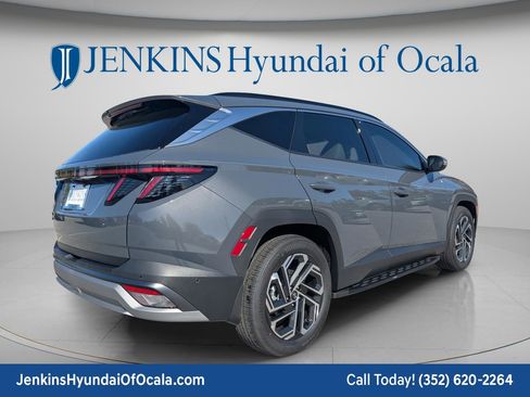 New 2026 Hyundai Tucson Limited FWD image 3