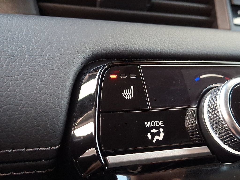 Used 2024 Honda Pilot Touring image 26