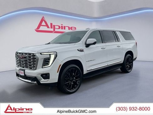 Certified 2025 GMC Yukon XL Denali AWD/4WD image 1
