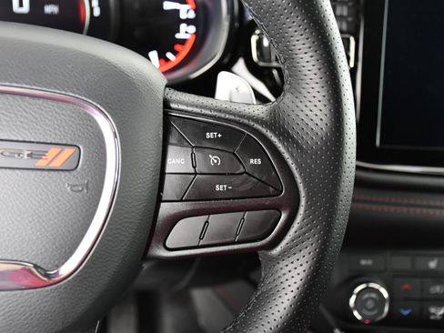 Used 2025 Dodge Durango GT AWD/4WD image 15