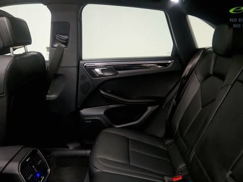 Used 2024 Porsche Macan S AWD/4WD image 42