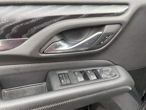 Used 2023 GMC Yukon XL Denali w/ Denali Reserve Package image 12