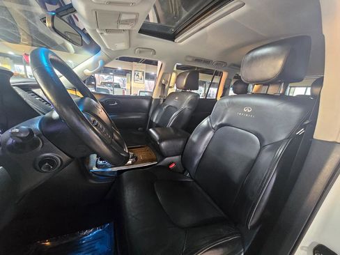 Used 2014 INFINITI QX80 4WD w/ Theater Package image 26