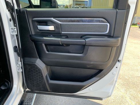 Used 2020 RAM 2500 Big Horn w/ Level 2 Equipment Group image 15