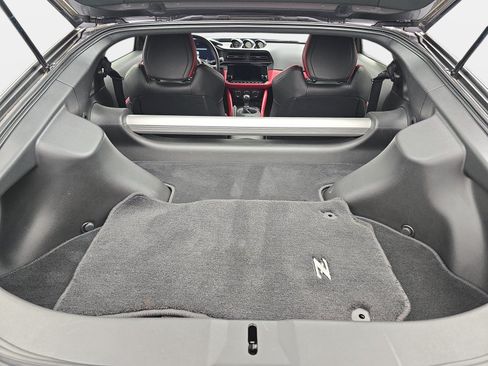 Used 2024 Nissan Z Performance w/ Floor Mat Package RWD image 26