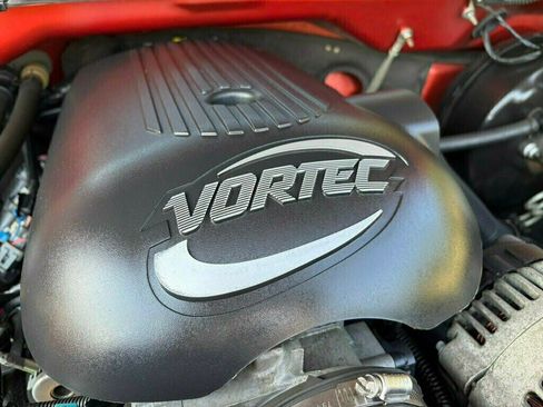 Used 2001 Chevrolet Silverado 1500 LS w/ Firm Ride Suspension Pkg RWD image 23