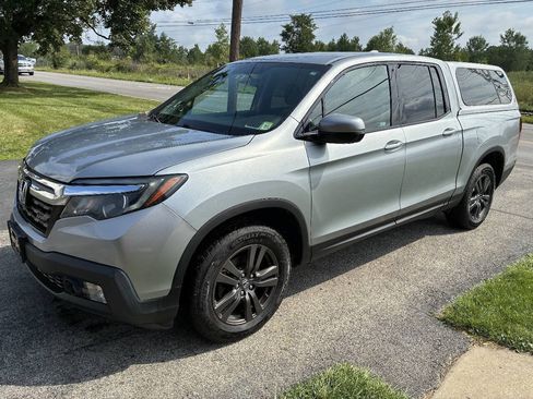 Used 2019 Honda Ridgeline Sport image 2