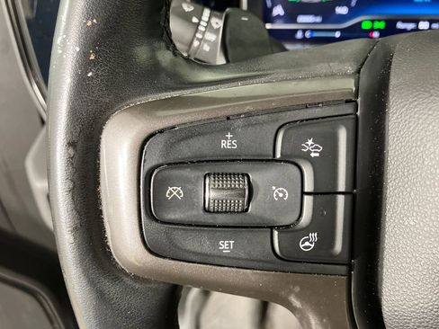 Used 2024 Chevrolet Silverado 1500 ZR2 w/ Technology Package image 17