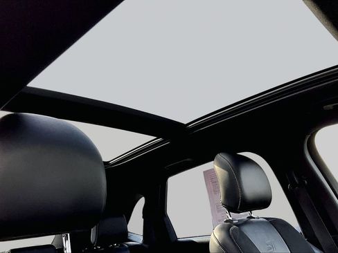 Used 2019 Ford Edge ST w/ Equipment Group 401A image 22