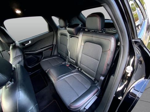 Used 2023 Ford Escape ST-Line w/ Tech Pack #1 FWD image 17