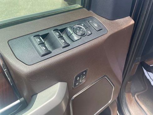 Used 2022 Ford F350 King Ranch w/ King Ranch Ultimate Package AWD/4WD image 14