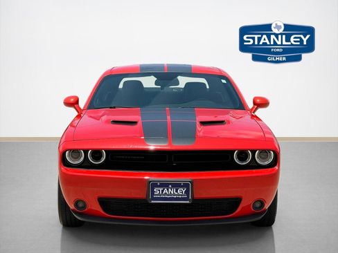 Used 2017 Dodge Challenger SXT Plus RWD image 2
