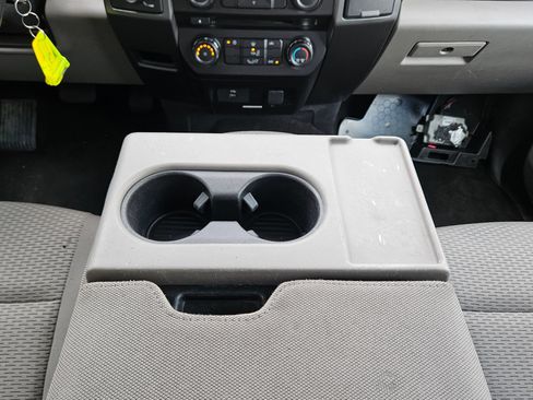 Used 2018 Ford F150 XLT AWD/4WD image 12