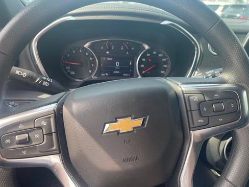 Used 2022 Chevrolet Blazer LT FWD image 15