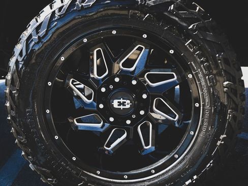 Used 2017 Ford F250 XL w/ STX Appearance Package image 7