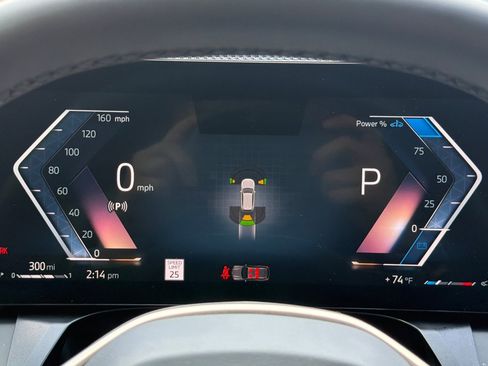 Used 2025 BMW X3 xDrive30i w/ Premium Package image 34