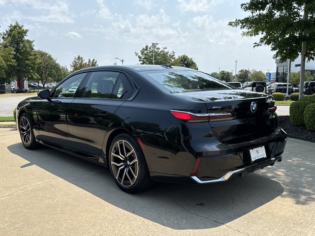 Certified 2026 BMW 740i xDrive AWD/4WD image 3