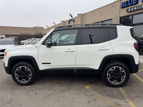 Used 2015 Jeep Renegade Trailhawk image 8