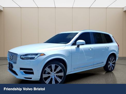 Used 2024 Volvo XC90 T8 Plus w/ Protection Package Premier AWD/4WD image 1