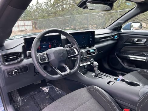 Used 2024 Ford Mustang Coupe RWD image 14