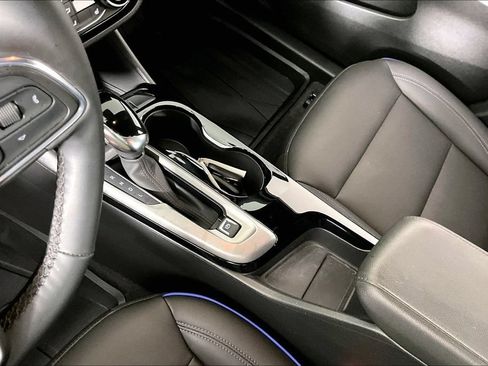 Certified 2024 Buick Envista Sport Touring w/ Convenience I Package FWD image 17