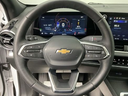 Certified 2025 Chevrolet Equinox LT image 16