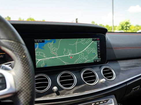 Used 2018 Mercedes-Benz E 43 AMG 4MATIC Sedan image 24
