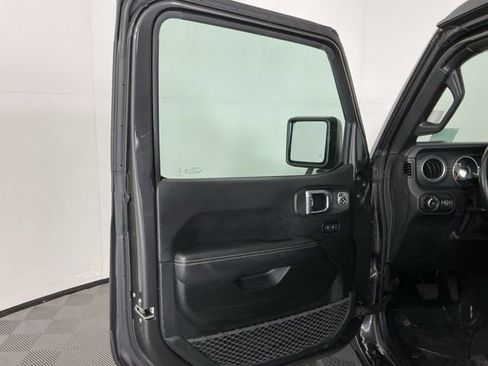 Used 2020 Jeep Wrangler Unlimited Sahara w/ Uconnect 4C Nav & Sound Group image 12
