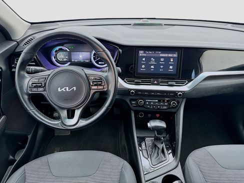 Used 2022 Kia Niro LXS image 14