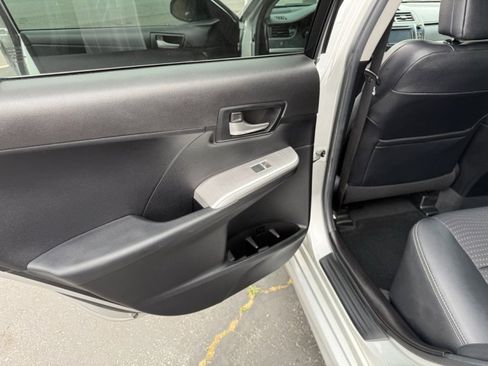 Used 2012 Toyota Camry SE FWD image 23