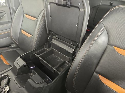 Certified 2024 GMC Sierra 2500 AT4 image 25