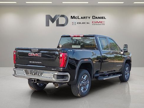 New 2025 GMC Sierra 2500 SLT w/ SLT Premium Package AWD/4WD image 5