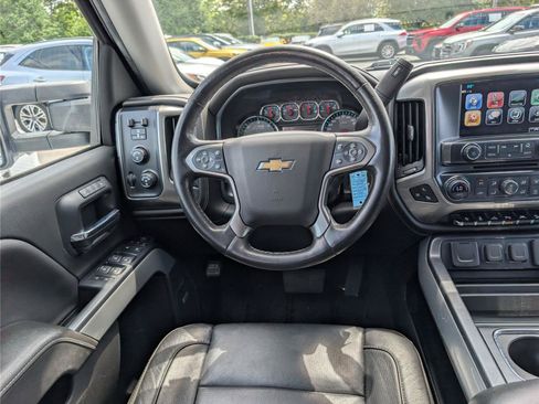 Used 2018 Chevrolet Silverado 1500 LTZ Z71 w/ LTZ Plus Package AWD/4WD image 18