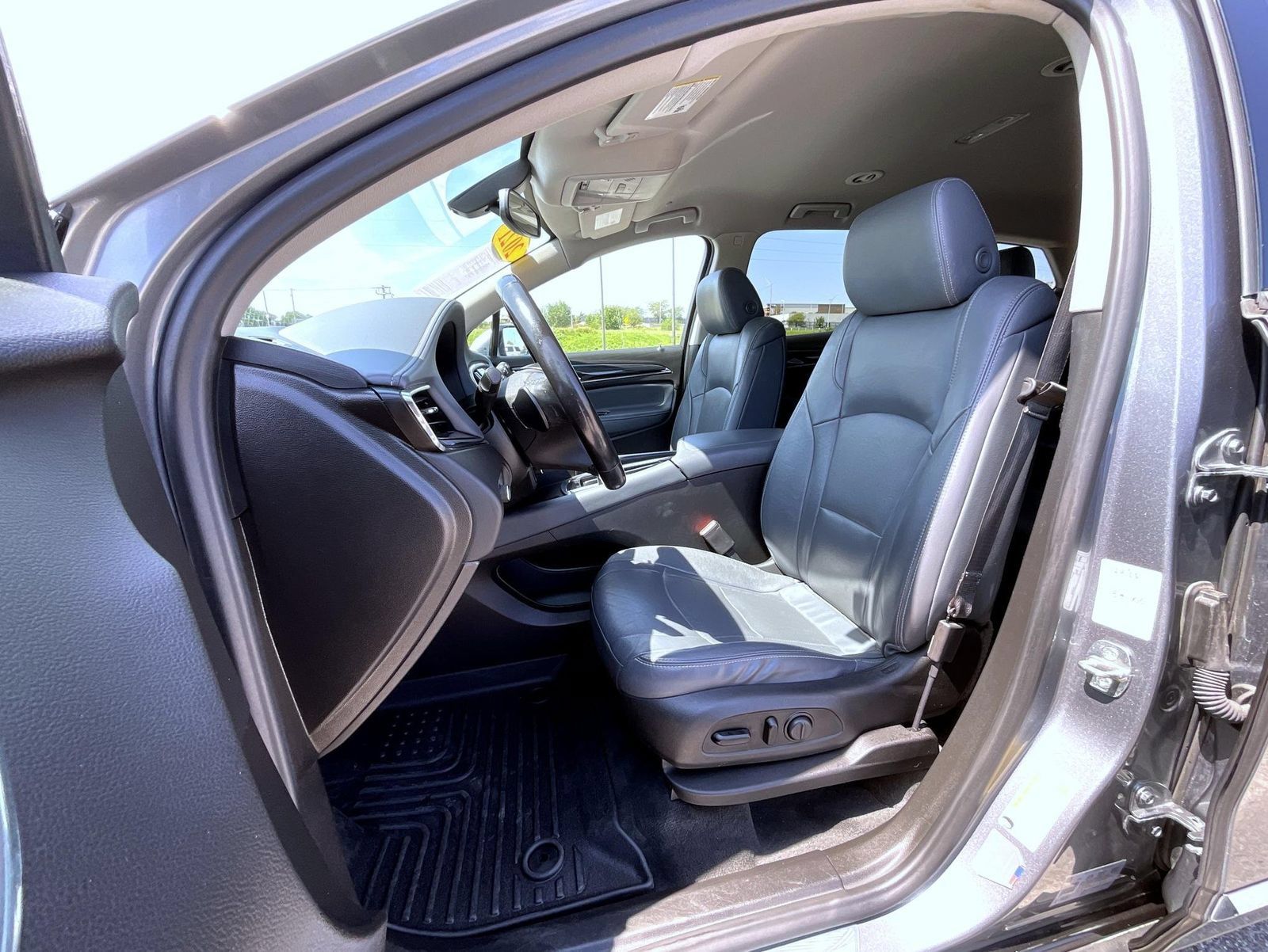 Certified 2021 Buick Enclave Essence AWD/4WD image 12