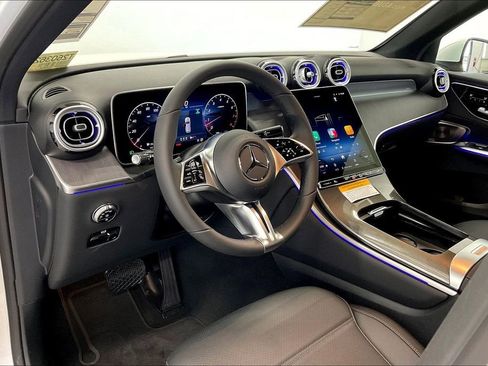 New 2026 Mercedes-Benz GLC 300 image 8