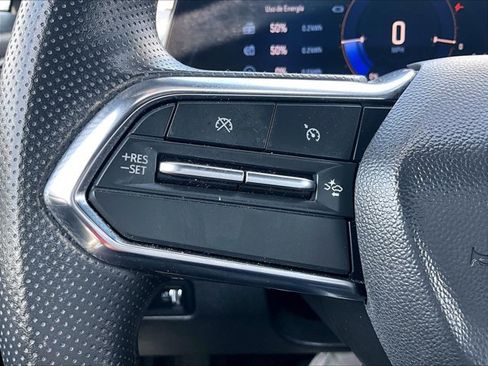 Used 2025 Chevrolet Equinox EV LT FWD image 20