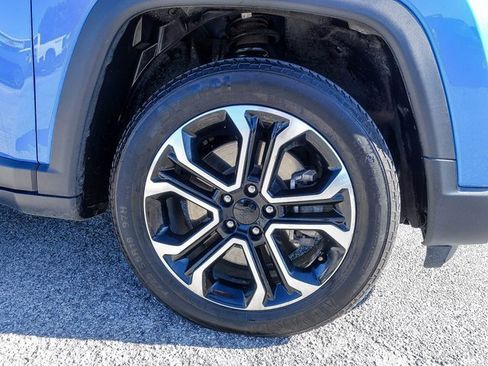 Used 2023 Jeep Compass Limited image 19