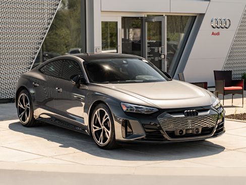 Certified 2022 Audi e-tron GT Premium Plus w/ Performance Package AWD/4WD image 2