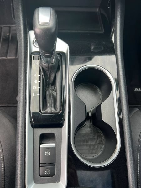 Used 2020 Nissan Altima 2.5 SV AWD/4WD image 26