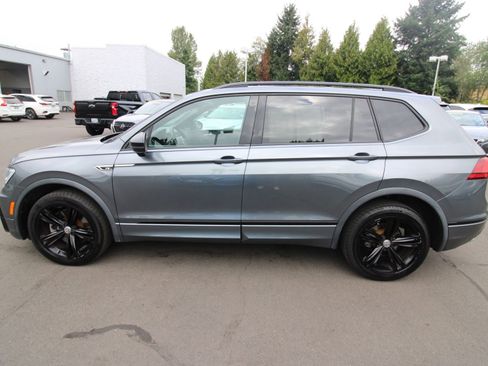 Used 2019 Volkswagen Tiguan SEL Premium R-Line image 2