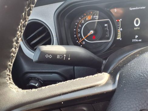 Used 2025 Jeep Wrangler Willys image 20