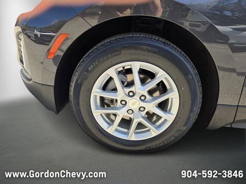 Used 2023 Chevrolet Equinox LT image 11