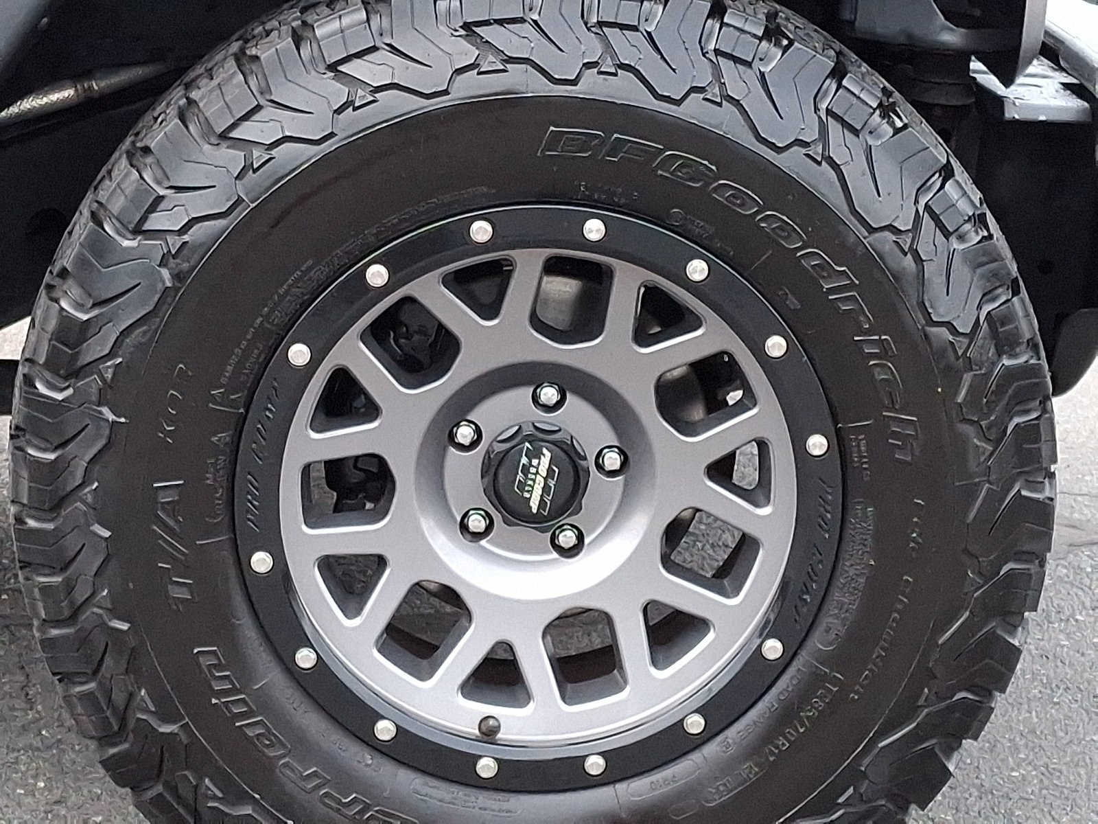 Used 2017 Jeep Wrangler Unlimited Sport w/ Quick Order Package 24S AWD/4WD image 8