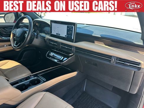 Used 2023 Lincoln Corsair Reserve w/ Jet Appearance Package AWD/4WD image 28