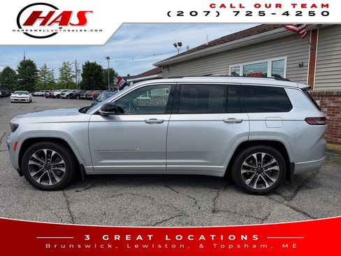 Used 2022 Jeep Grand Cherokee L Overland w/ MOPAR Finishing Package AWD/4WD image 3