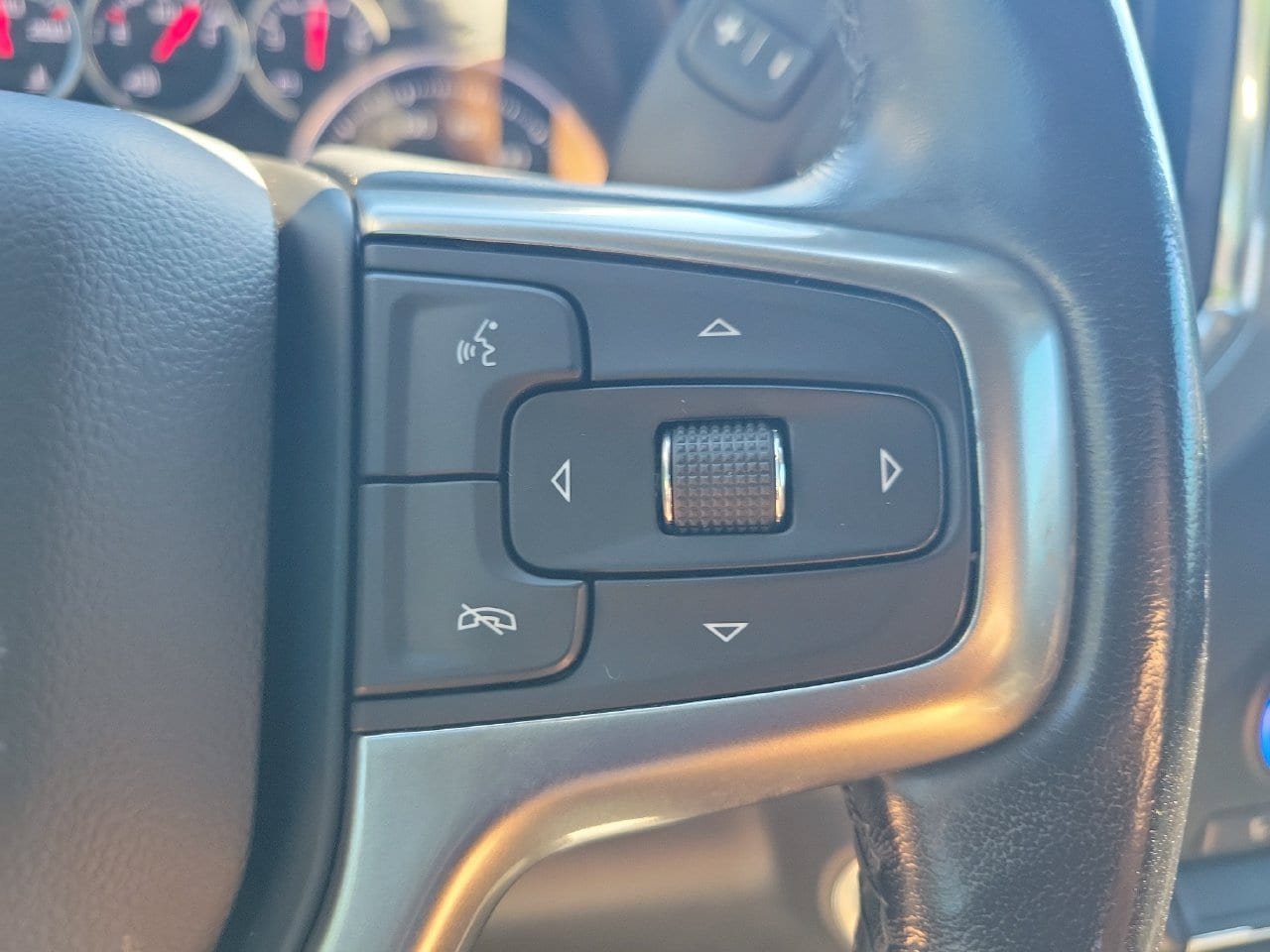 Used 2020 Chevrolet Silverado 1500 RST w/ All-Star Edition RWD image 19