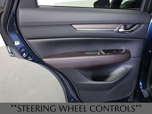 New 2025 MAZDA CX-5 Signature image 19