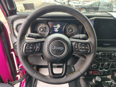 Certified 2024 Jeep Wrangler Willys image 21