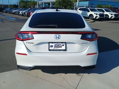 Used 2024 Honda Civic Sport image 6